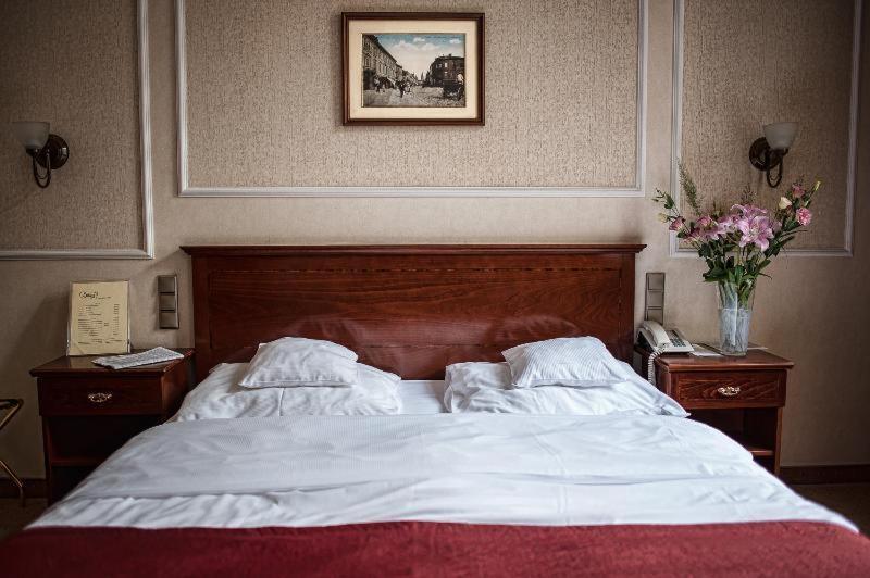 Ibb Hotel Grand Hotel Lublin Szoba fotó