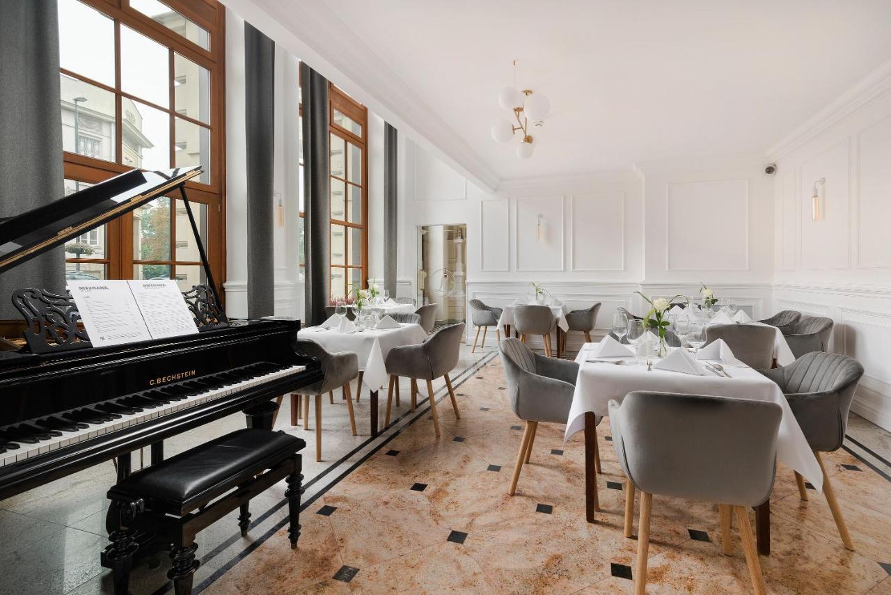 Ibb Hotel Grand Hotel Lublin Kültér fotó